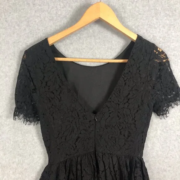NWT Lulu's Black Lace Mini Dress Size Small - Picture 6 of 11